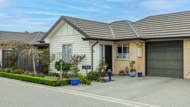  at 2/372 Yaldhurst Road, Russley, Christchurch