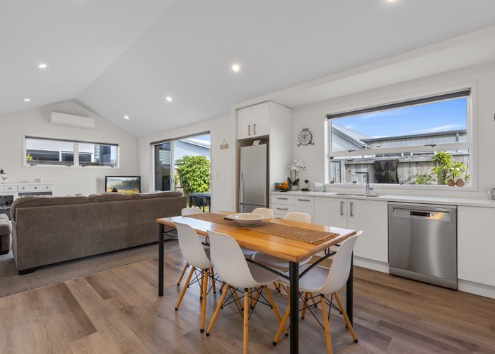  at 10 Chain Place, Papamoa, Papamoa