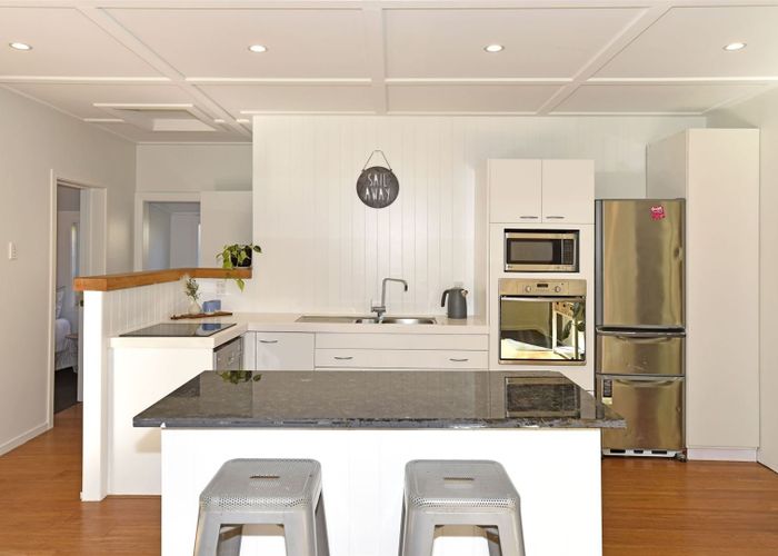 Recently sold 20 Pine Avenue, Waikuku Beach homes.co.nz