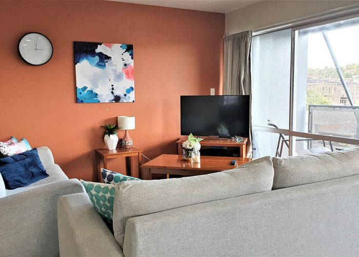  at 66/2 Glenmall Place, Glen Eden, Auckland