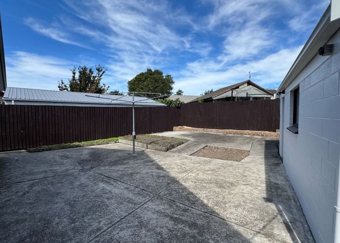  at 2 Pyatt Place, Redwood, Christchurch City, Canterbury