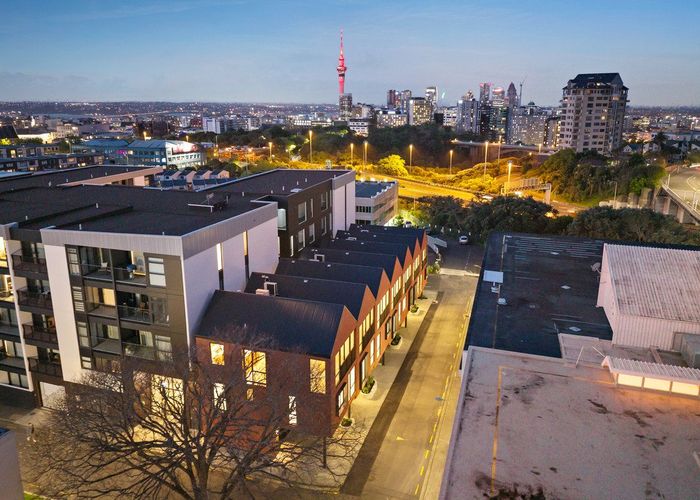  at 6/3 Madeira Lane, Grafton, Auckland City, Auckland