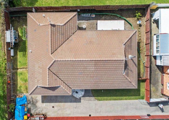  at 2/7 Menary Street, Papakura, Auckland