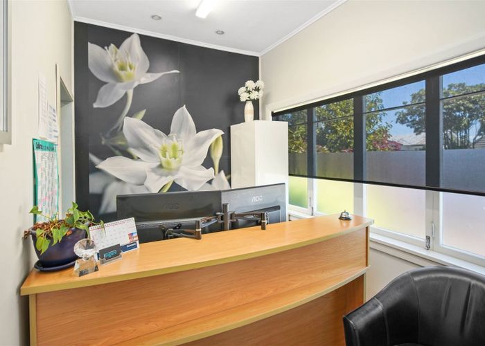 at 77 Tahunanui Drive, Tahunanui, Nelson