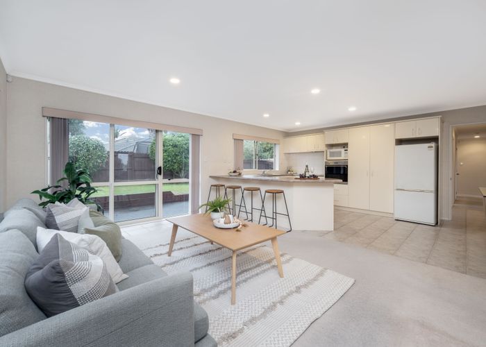  at 23 BALLYCULLANIE Place, Dannemora, Manukau