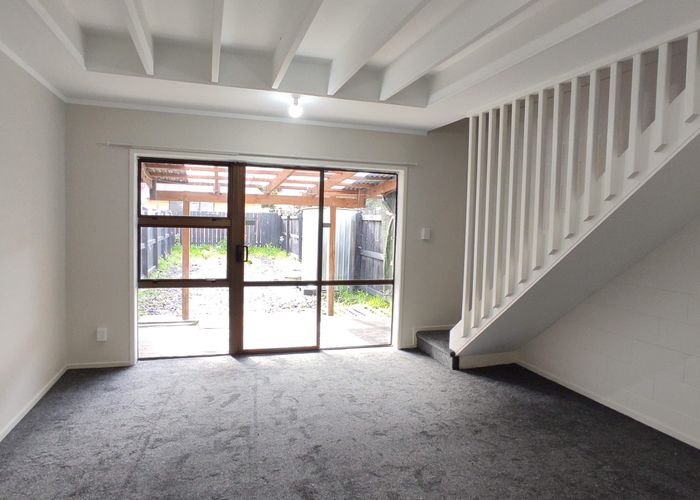  at 3/121 Mangere Road, Otahuhu, Auckland