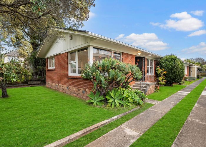  at 1/27 Puriri Avenue, Greenlane, Auckland