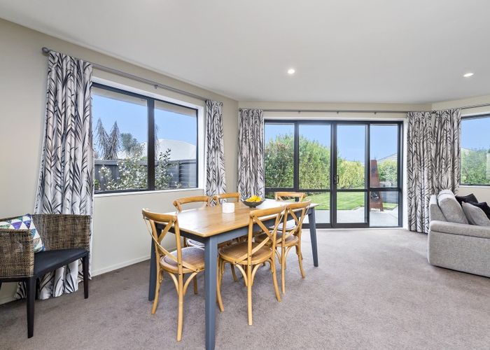  at 16 Lloyds Close, Rolleston, Rolleston