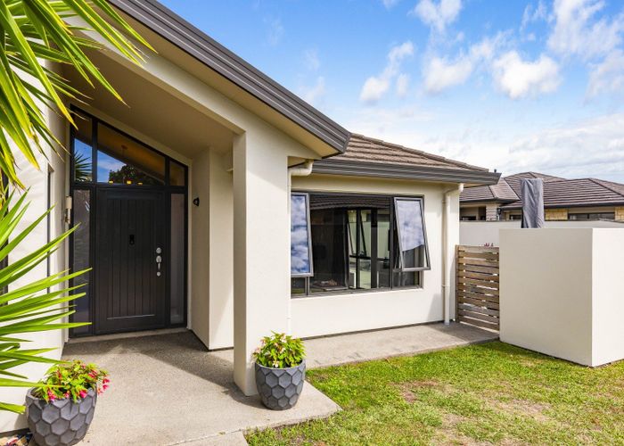  at 28 Cottonwood Close, Paraparaumu Beach, Kapiti Coast, Wellington