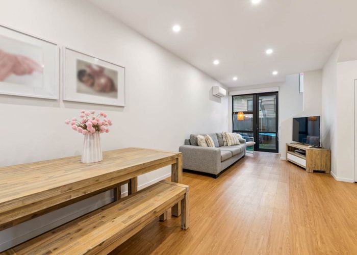  at 4C Whakatupu Road, Flat Bush, Manukau City, Auckland