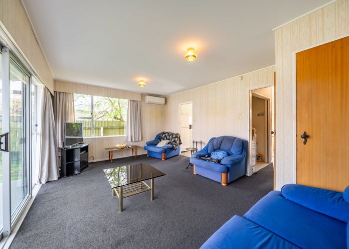  at 8H Montgomery Crescent, Maoribank, Upper Hutt