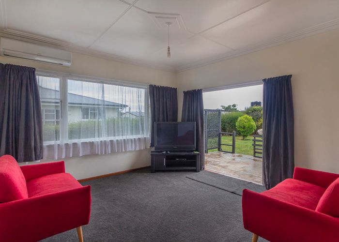  at 34 London Street, Hampden