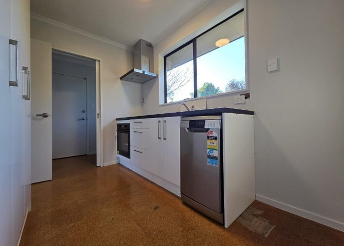  at 2/3 Pinehurst Crescent, Russley, Christchurch City, Canterbury