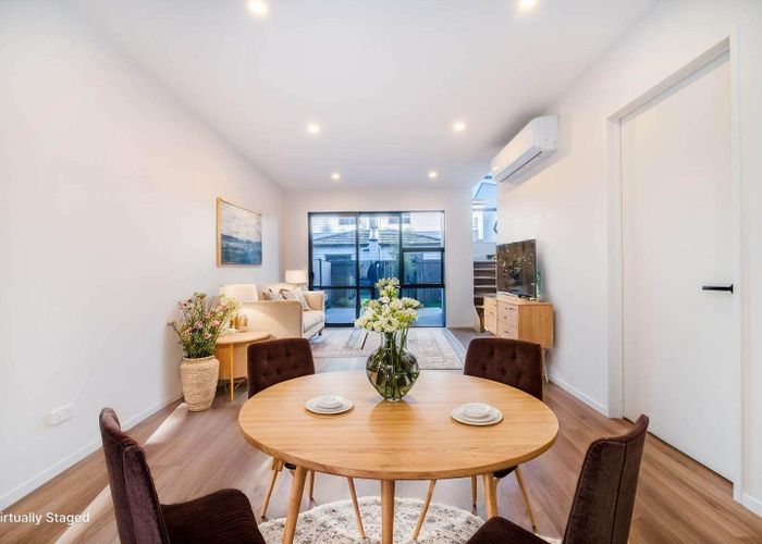  at 15/85 Cascades Road, Pakuranga Heights, Manukau City, Auckland