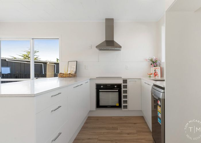  at 6 Tinkler Place, Favona, Manukau City, Auckland