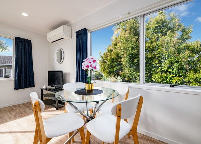  at 2/50 Makora Road, Massey, Auckland