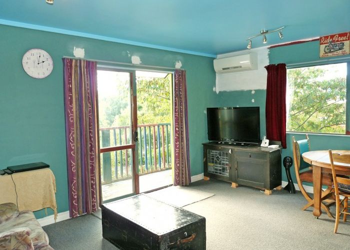  at 23 Treeton Place, Wakefield