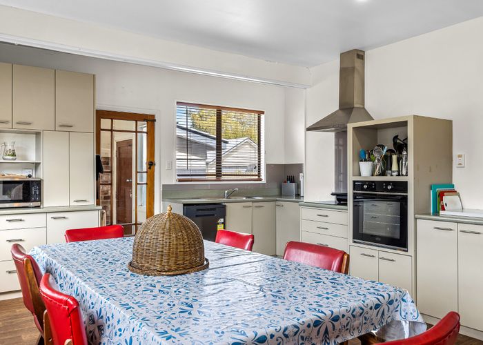  at 10 Plynlimon Road, Fendalton, Christchurch City, Canterbury