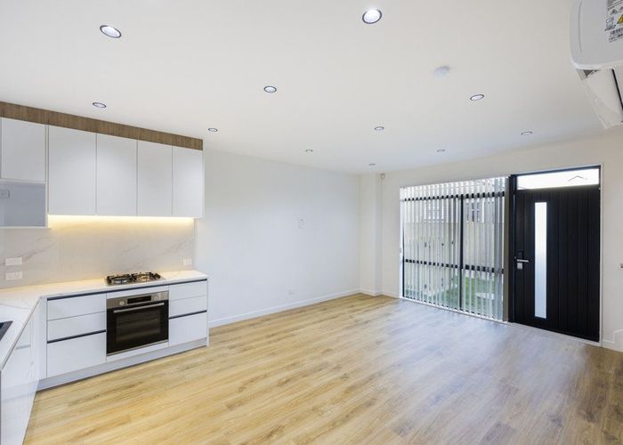  at 6/48 Victor Street, Avondale, Auckland