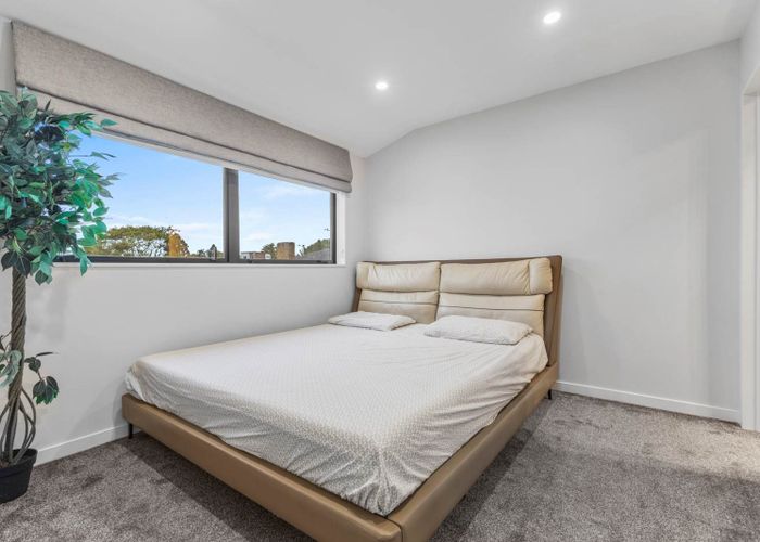  at 8 Shahkot Way, Papatoetoe, Manukau City, Auckland