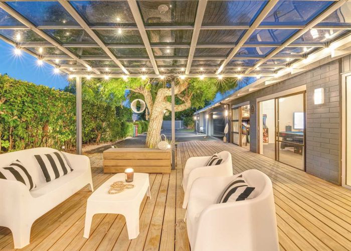  at 18 Glengarry Avenue, Manly, Rodney, Auckland