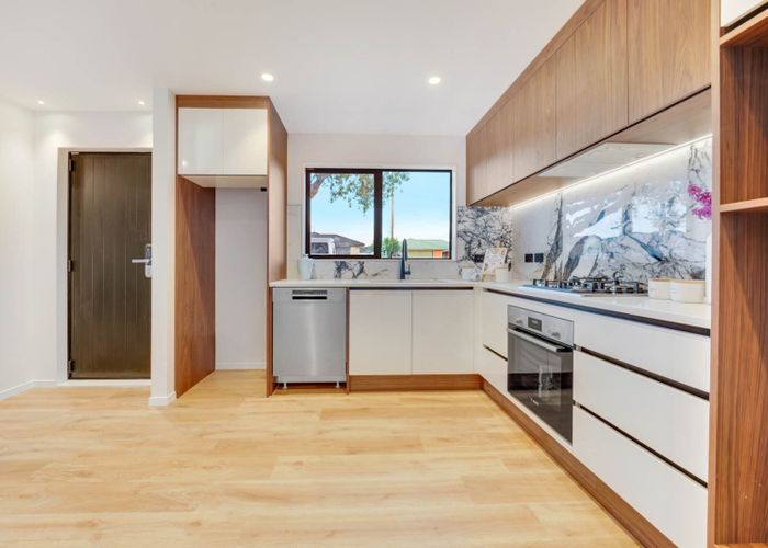  at 511 Massey Road, Mangere, Manukau City, Auckland