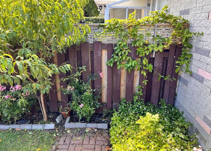  at 2/26 Tawa Street, Eastbourne, Lower Hutt, Wellington