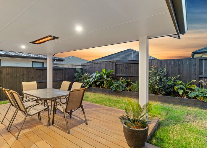  at 27 Kotiate Street, Papamoa Beach, Papamoa