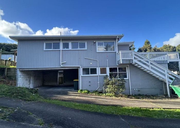  at 9 Dunraven Place, Torbay, North Shore City, Auckland