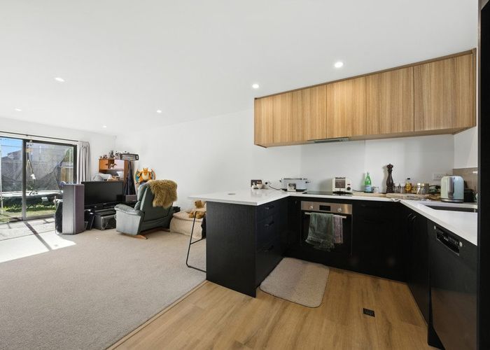  at 12/15 Bunyan Street, Waltham, Christchurch City, Canterbury