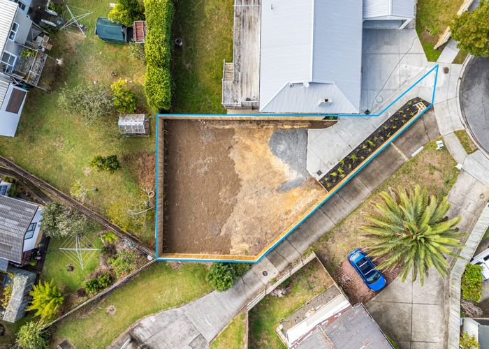  at 13A Edgar Pearce Place, Howick, Manukau City, Auckland