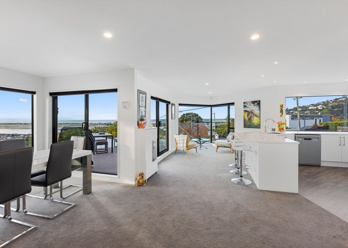  at 2/60 Moncks Spur Road, Redcliffs, Christchurch