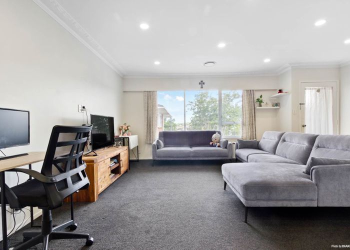  at 3/38 Littlejohn Street, Hillsborough, Auckland