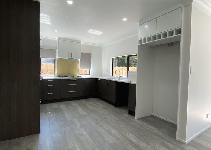  at 1/14 Goldnib place, Randwick Park, Manukau City, Auckland