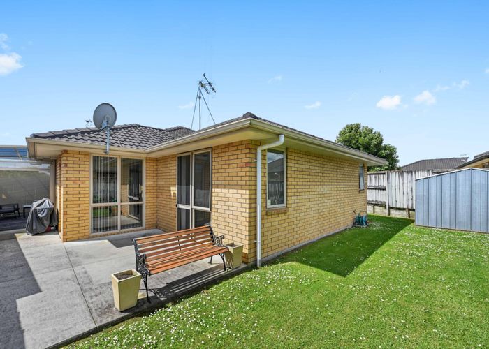  at 6 St Johns Avenue, Hamilton East, Hamilton