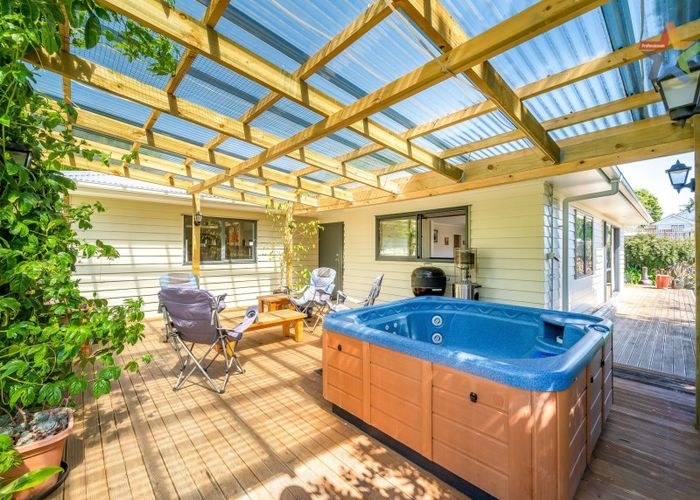  at 1A Peel Place, Wainuiomata, Lower Hutt