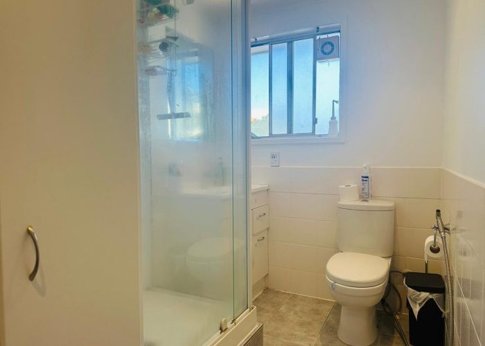  at 2/53 Grange Road, Mount Eden, Auckland City, Auckland