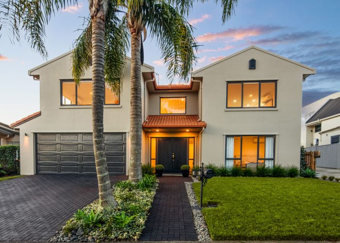 at 18 Horizon Way, West Harbour, Waitakere City, Auckland