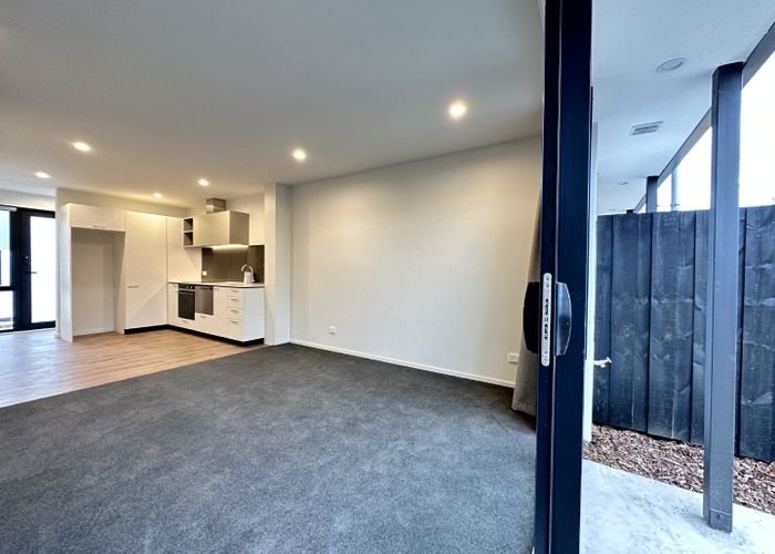  at 4/30 Frederick Street, Waltham, Christchurch