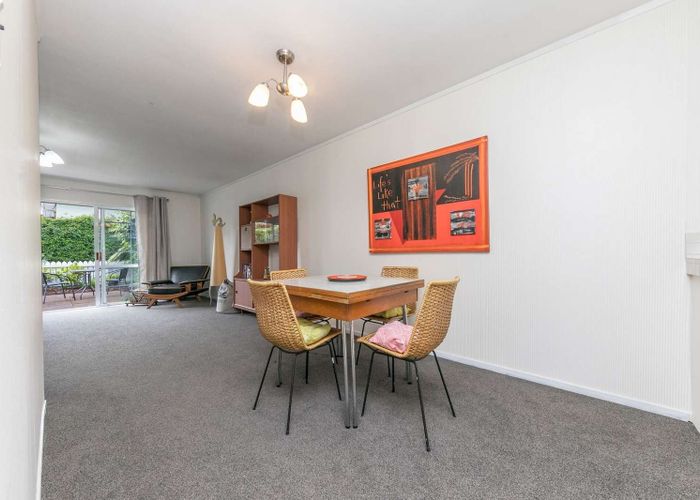  at 3/2 Raurenga Avenue, Royal Oak, Auckland