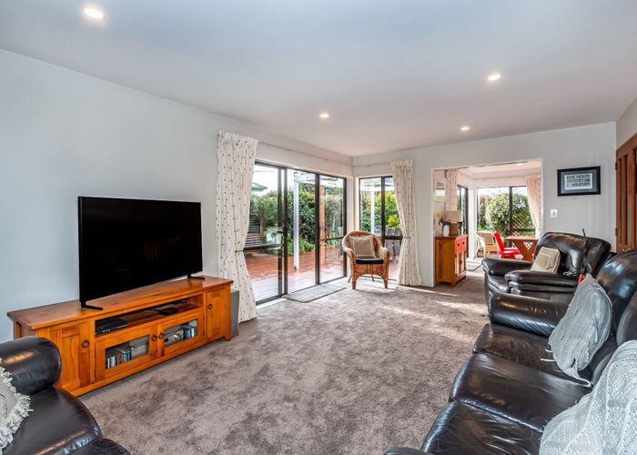  at 4A Parkwood Pl, Parklands, Christchurch City, Canterbury