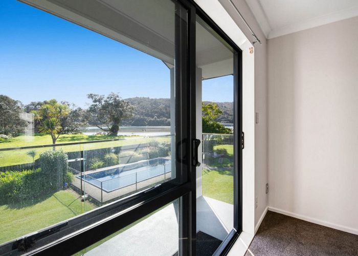  at 2B/25 Weranui Road, Waiwera, Orewa