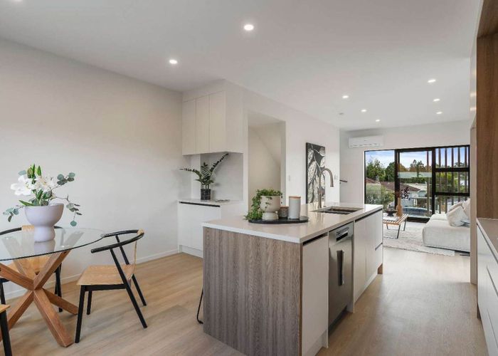  at 1/191 Rathgar Road, Henderson, Waitakere City, Auckland