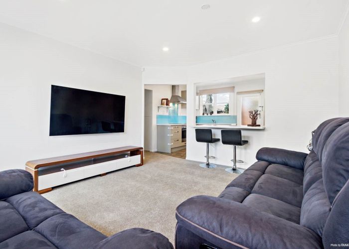  at 4/65 Ferndale Road, Mount Wellington, Auckland