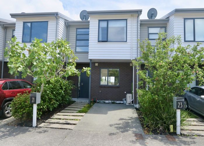  at 21 Komanawa Lane (Fully FURNISHED), Mount Wellington, Auckland City, Auckland