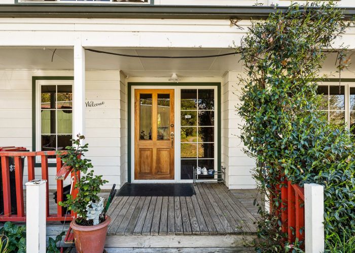  at 215 Riverbend Road, Meeanee, Napier, Hawke's Bay