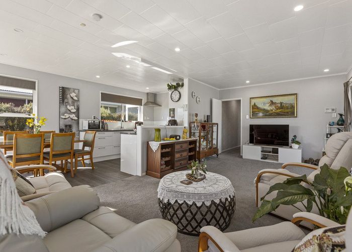  at 2 Gardenia Avenue, Bell Block, New Plymouth, Taranaki