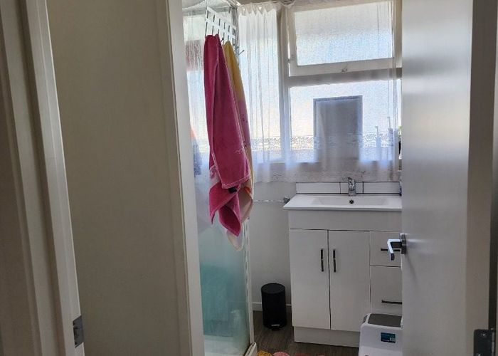  at 2/10A Te Aroha Street, Hamilton East, Hamilton, Waikato