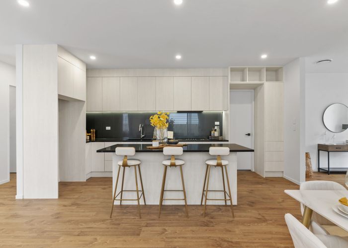  at 72 Drumbuoy Drive, Flat Bush, Auckland