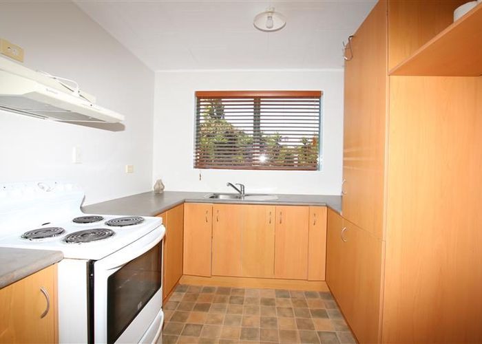  at 19 Taranui Place, Henderson, Waitakere City, Auckland